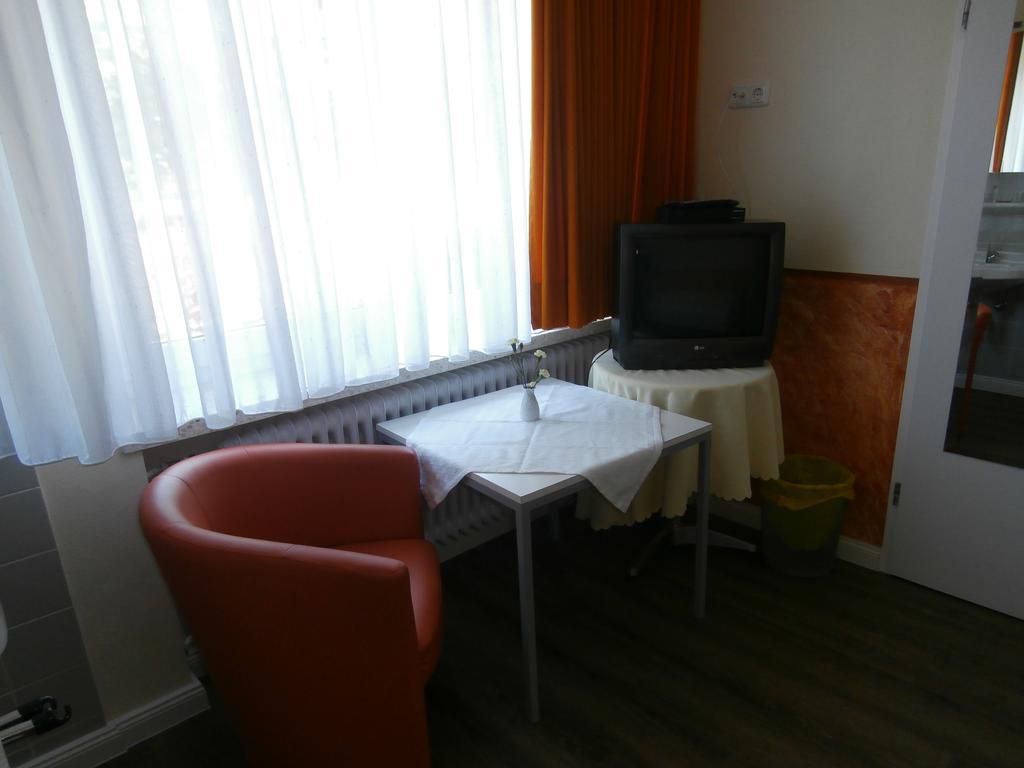 Hotel Hasselbarth Burg auf Fehmarn Habitación foto